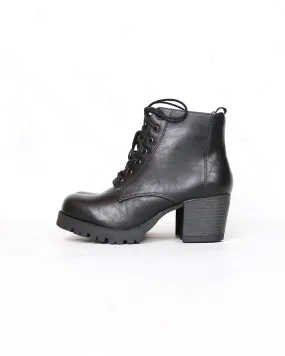 Ankle - High Princess Boots