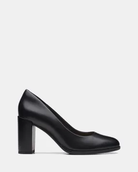 Streamlined Casual Shoes