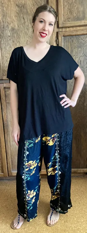 Trendy Wide-Legged Pants
