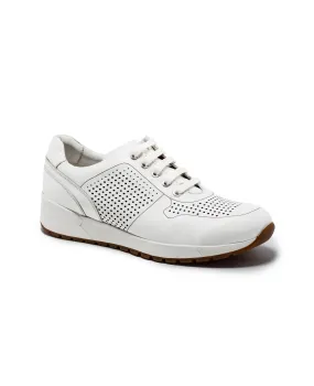 Chinos